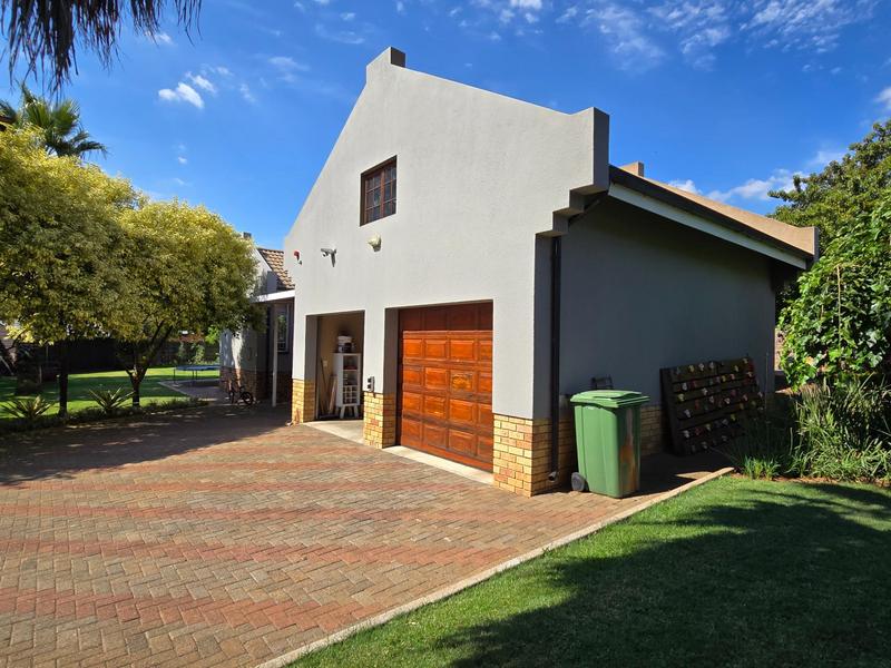 3 Bedroom Property for Sale in Vaalpark Free State